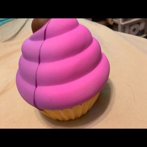 Cupcake squishiee